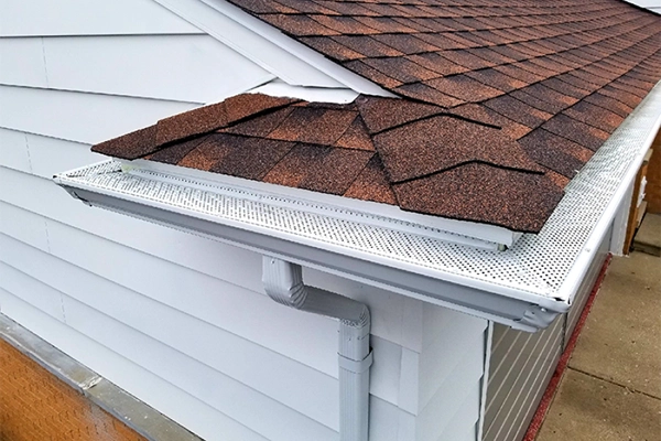 pro_home_roofer_new_gutter_installation_service_2