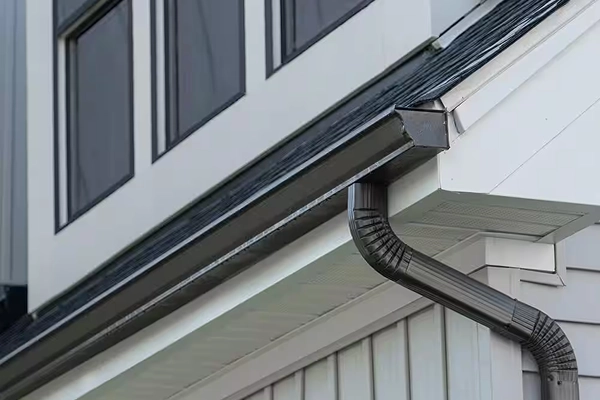 pro_home_roofer_new_gutter_installation_service_3